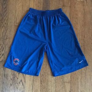 Boys Nike Cubs shorts. Size M